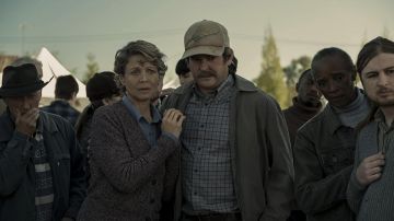 Hat cap worn by Henry Thomas as seen in Midnight Mass (Season 1)