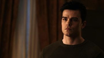 Brown sweater worn by Conner Kent (Joshua Orpin) as seen in Titans TV series (Season 3 Episode 8)