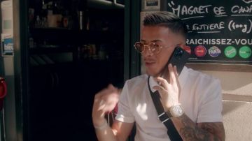 La montre portée par Yanns dans son clip Amoureuse feat. Noodels