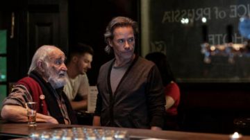 Cardigan worn by Jack Irish (Guy Pearce) as seen in Jack Irish Outfits (Season 3 Episode 1)