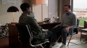 Grey and white Nike Air Jordan Sneakers worn by Ted Lasso (Jason Sudeikis) as seen in Ted Lasso outfits (S02E07)