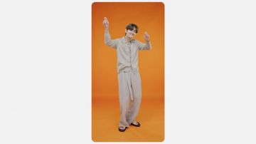 Beige pants / beige pants of Kim Taehyung in Join the BTS #PermissiontoDance Challenge