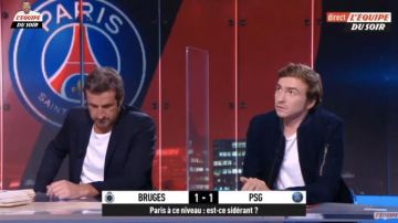 Le blouson bomber en velours bleu porté par Bertrand Latour dans l'émission L'Équipe du Soir du 15 septembre 2021
