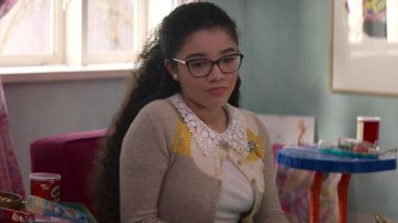 Cardigan worn by Mary Anne Spier (Malia Baker) as seen in The Baby-Sitters Club TV show outfits (Season 2 Episode 5)