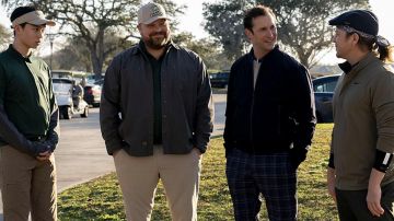 Pantalon de Golf à carreaux porté par Harry Wilson (Noah Wyle) comme on le voit dans L&#39;effet de levier: Rédemption (S01E12)