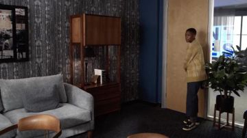 Les baskets portées par Hattie (Jonica T. Gibbs) comme on le voit dans la garde-robe des années 20 (Saison 2 Épisode 1)