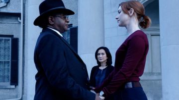 Watch worn by Katherine Solomon (Valorie Curry) as seen in The Lost Symbol Tv series outfits (S01E05)