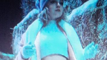 White Sweater worn by Eden Hawkins (Hallea Jones) in Locke & Key (S02E06)