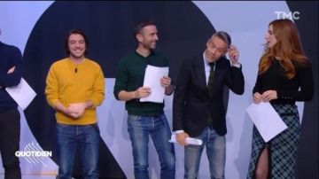 Le pull noir avec boutons aux manches de Alison Wheeler dans l'émission Quotidien