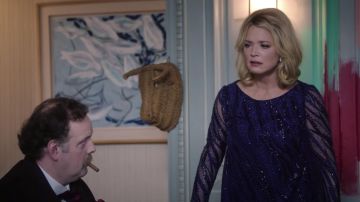 La robe bleue portée par Camille (Virginie Efira) dans En attendant Bojangles