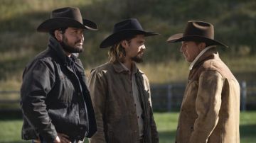 Coat jacket worn by Rip Wheeler (Cole Hauser) as seen in Yellowstone TV series wardrobe (Season 3 Episode 9)