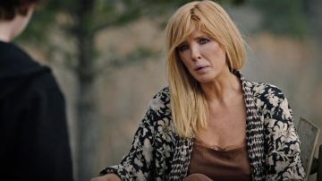 Kimono Cardigan worn by Beth Dutton (Kelly Reilly) as seen in Yellowstone Tv series wardrobe (Season 4 Episode 7)