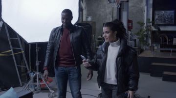 The leather jacket worn by William (Saïdou Camara) in Validated (S02E09)