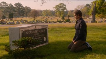 Nike sneakers portées par Daniel LaRusso (Ralph Macchio) comme on le voit dans Cobra Kai séries TV tenues (Saison 4 Épisode 10)