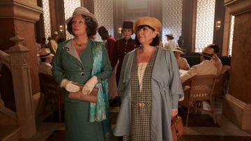 Printed Silk Scarf worn by Marie Van Schuyler (Jennifer Saunders) as seen in Death on the Nile movie wardrobe