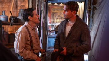 Grey Cardigan worn by Stanton Carlisle (Bradley Cooper) as seen in Nightmare Alley movie