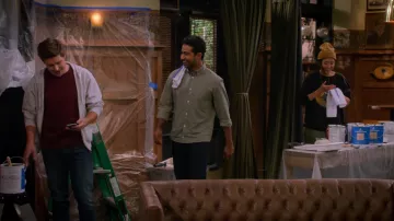 Oxford Shirt worn by Sid (Suraj Sharma) as seen in How I Met Your Father (S01E02)