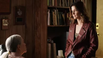 Burgundy Leather Jacket worn by Dex Parios (Cobie Smulders) as seen in Stumptown TV show wardrobe (Season 1 Episode 11)