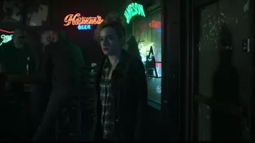 Plaid Shirt worn by Ruth Langmore (Julia Garner) as seen in Ozark (S04E06)
