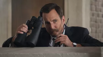 Reloj usado por Terry Seattle (Will Arnett) como se ve en el programa de televisión Murderville (Temporada 1)