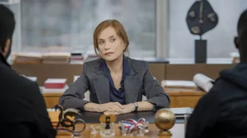 El reloj usado por Clémence Collombet (Isabelle Huppert) en la película Les Promesses 