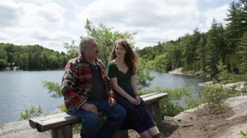 La veste imprimée tribal portée par Joe (Graham Greene) dans le film Le loup et le lion