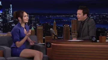 Violet Bleu Veste et jupe portées par Maddie Ziegler comme on le voit dans The Tonight Show Starring Jimmy Fallon le 22 janvier 2002