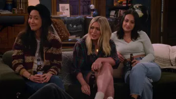 Plaid oversize shirt worn by Sophie (Hilary Duff) as seen in How I Met Your Father TV show outfits (Season 1 Episode 3)