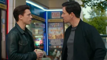 Grey Tee worn by Victor Sullivan (Mark Wahlberg) in Uncharted movie