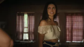 Knit crop top worn by Joan (Jacqi Vené) in Fear Street: 1978 movie wardrobe