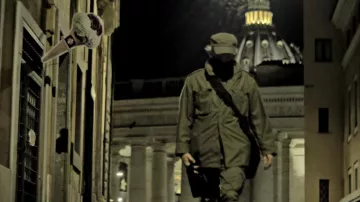 Chaqueta militar archivada usada por J.J. (Ethan Hawke) como se ve en los atuendos de las películas Zeros and Ones