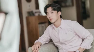 Pink Shirt worn by Ji Seong Hyun (Lee Sang-yi) as seen in Hometown Cha-Cha-Cha TV series outfits (S01E13)