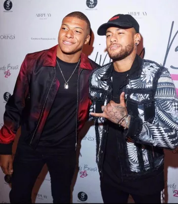Black Red Zip jacket worn by Kylian Mbappé at Neymar's birthday and on his Instagram account @k.mbappe