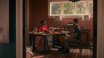 Imprimé Jupe portée par Helen Decatur (Heather Headley) comme on le voit dans Sweet Magnolias TV show tenues (Saison 2 Épisode 2)