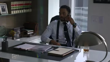 Montre portée par Davis Maclean (Method Man) comme on le voit dans Power Book II: Ghost série télévisée armoire (S02E10)