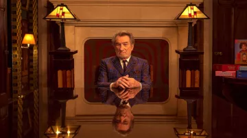 The plaid jacket worn by César Daguerre (Eddy Mitchell) in the film Murder Party