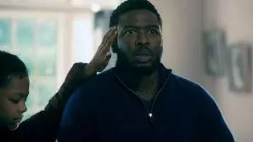 Blue Zip Sweater worn by David Stone (Zackary Momoh) in Doctor Sleep movie