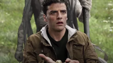 Brown jacket worn by Marc Spector (Oscar Isaac) as seen in Moon Knight TV series outfits (Season 1)