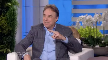 Plaid Blazer Jacket porté par Kevin Nealon comme vu dans The Ellen DeGeneres Show