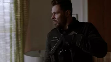 Under Armour Black Gloves worn by Adam Ruzek (Patrick Flueger) as seen in Chicago P.D. Wardrobe (S09E14)