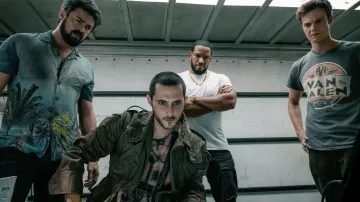 Veste de campagne portée par Frenchie (Tomer Kapon) comme on le voit dans les tenues de la série télévisée The Boys (saison 2)