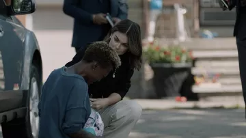 Gold Medal Earrings worn by Dr. Jenny Cooper (Serinda Swan) as seen in Coroner TV series (Season 4 Episode 4)