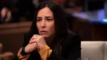Watch worn by Sam Fox (Pamela Adlon) as seen in Better Things TV series outfits (Season 5 Episode 1)