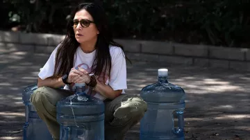 Olive Green Pants worn by Sam Fox (Pamela Adlon) as seen in Better Things TV series outfits (Season 5 Episode 2)