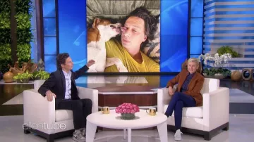 Baskets Nike portées par Zach Braff comme vu dans The Ellen DeGeneres Show le 9 mars 2022