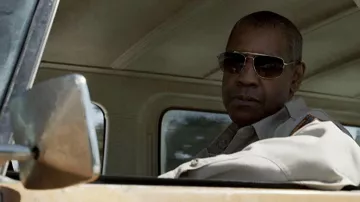 Lunettes de soleil portées par Joe 'Deke' Deacon (Denzel Washington) comme on le voit dans les tenues du film The Little Things