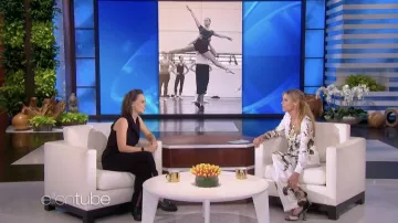 Les chaussures Mocassins portées par Pauline Chalamet telles que vues dans The Ellen DeGeneres Show le 14 mars 2022