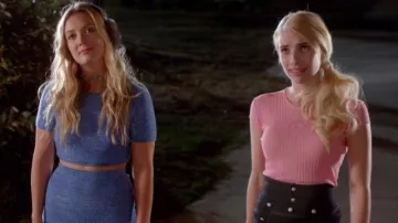 Es la falda Solange Top & Morena de Alice + Olivia de Chanel #3 (Billie Catherine Lourd) en el programa de televisión Scream Queens (Temporada 2 Episodio 2)