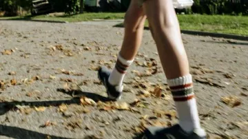 Laced Navy Shoes Sneakers worn by Eddie Kaspbrak (Jack Dylan Grazer) in It