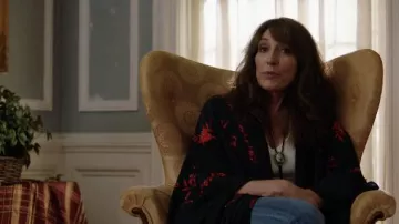Kimono Jacket worn by Katey Sagal as seen in Torn Hearts movie 
